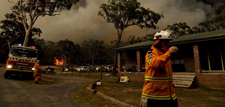 Fashion, ‘firefighter’ for Australia