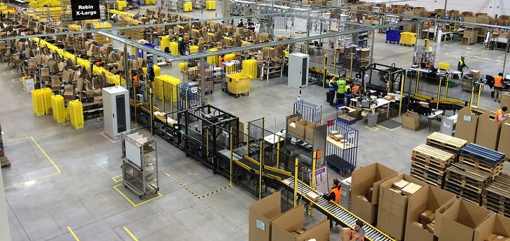 Amazon seeks to hire 100,000 people in the U.S. to keep up with high demands   