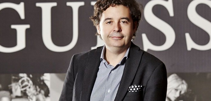 Víctor Herrero returns to Europe: signs for Clarks’ board after leaving Guess