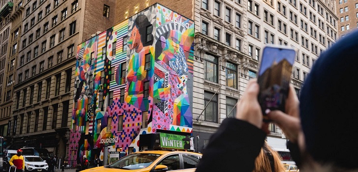 Desigual, explosion of color with Okuda San Miguel