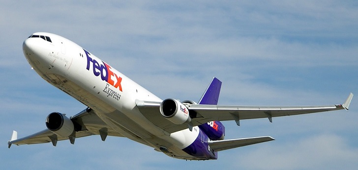 Amazon prohibits its sellers from shipping with FedEx 