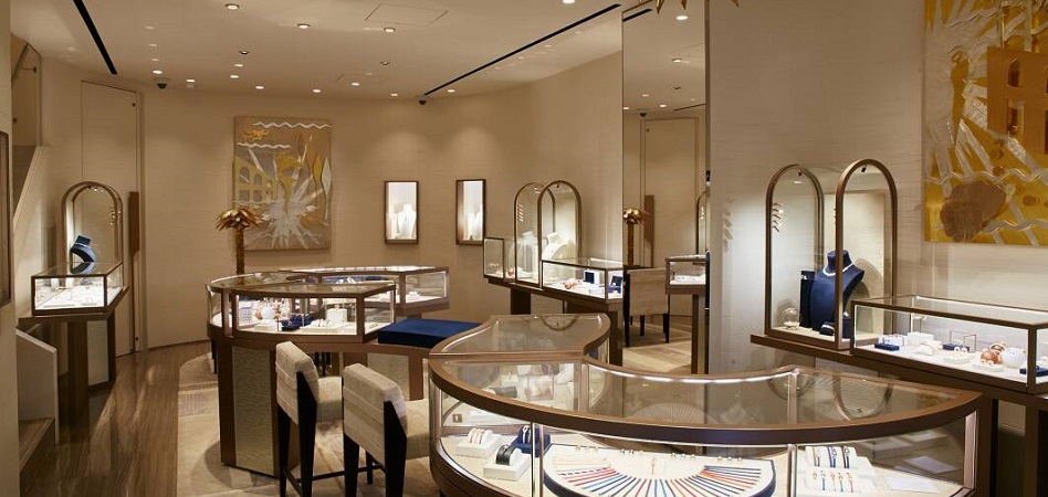 Dazzling displays from LVMH jewelry Houses - LVMH