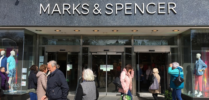 Moody’s lowers the perspective for Marks&Spencer after the fall of fashion sales 