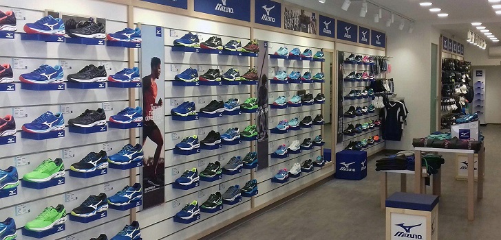 Mizuno Outlet Store Outlet, 50%.